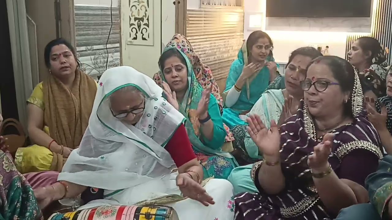 बहुत सुंदर कृष्ण भजन 🦚❤️ कन्हैया ले चल परली पार 🙏💃 #bhajan #bhaktisong #viralvideo #song #trending 