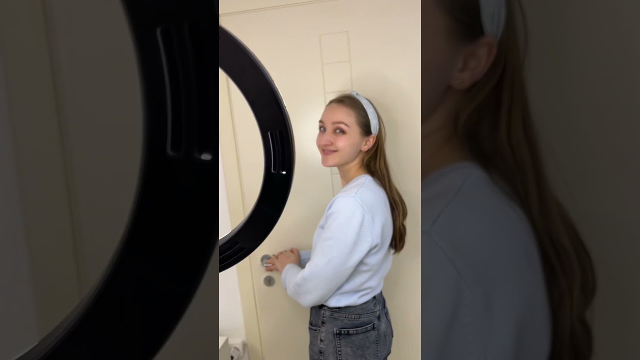 Коли клієнт уже зібрався,але згадали що не зробили фінальне фото😄 