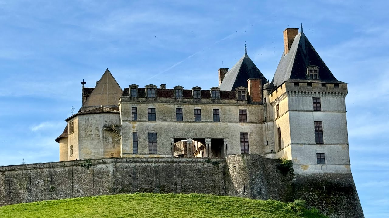 Château de Biron | Castle Biron | Dordogne