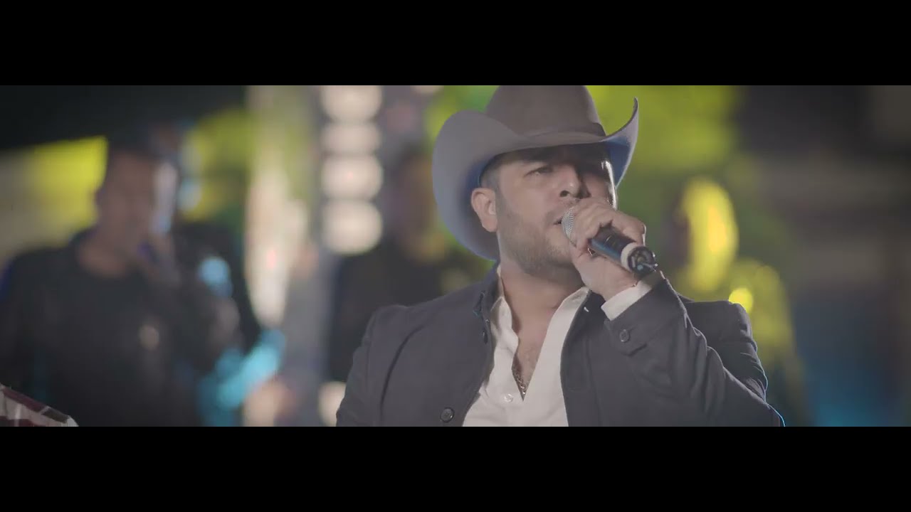 Francisco "El Gallo Elizalde", Luis R Conriquez - A Mis Enemigos [En Vivo 2021]
