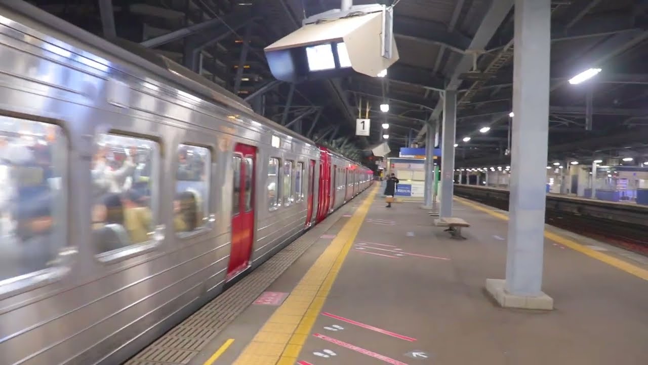 813系 赤坊主 千早駅 2025&lrm;年&lrm;12&lrm;月&lrm;27&lrm;日