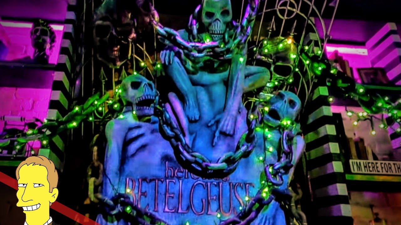 BEETLE HOUSE NYC: Tim Burton Themed Restaurant