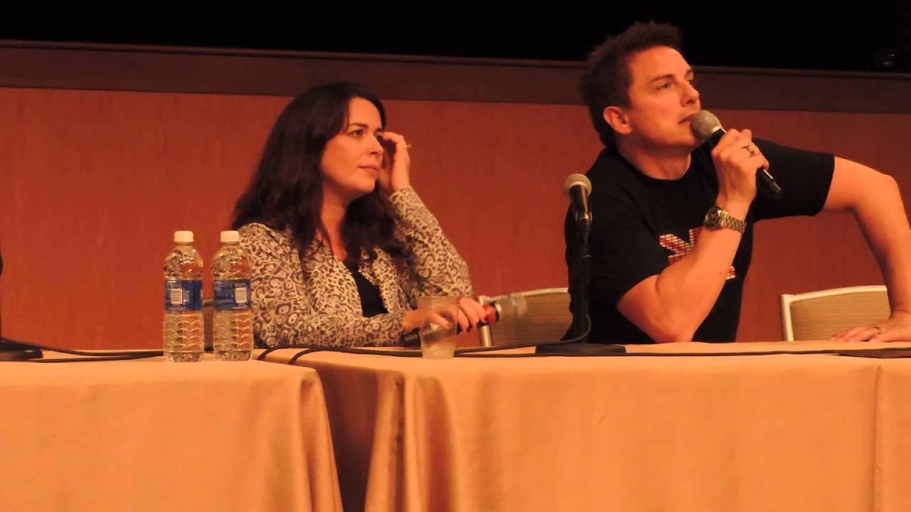 John Barrowman & Eve Myles Boston CC 2014 part 5/5