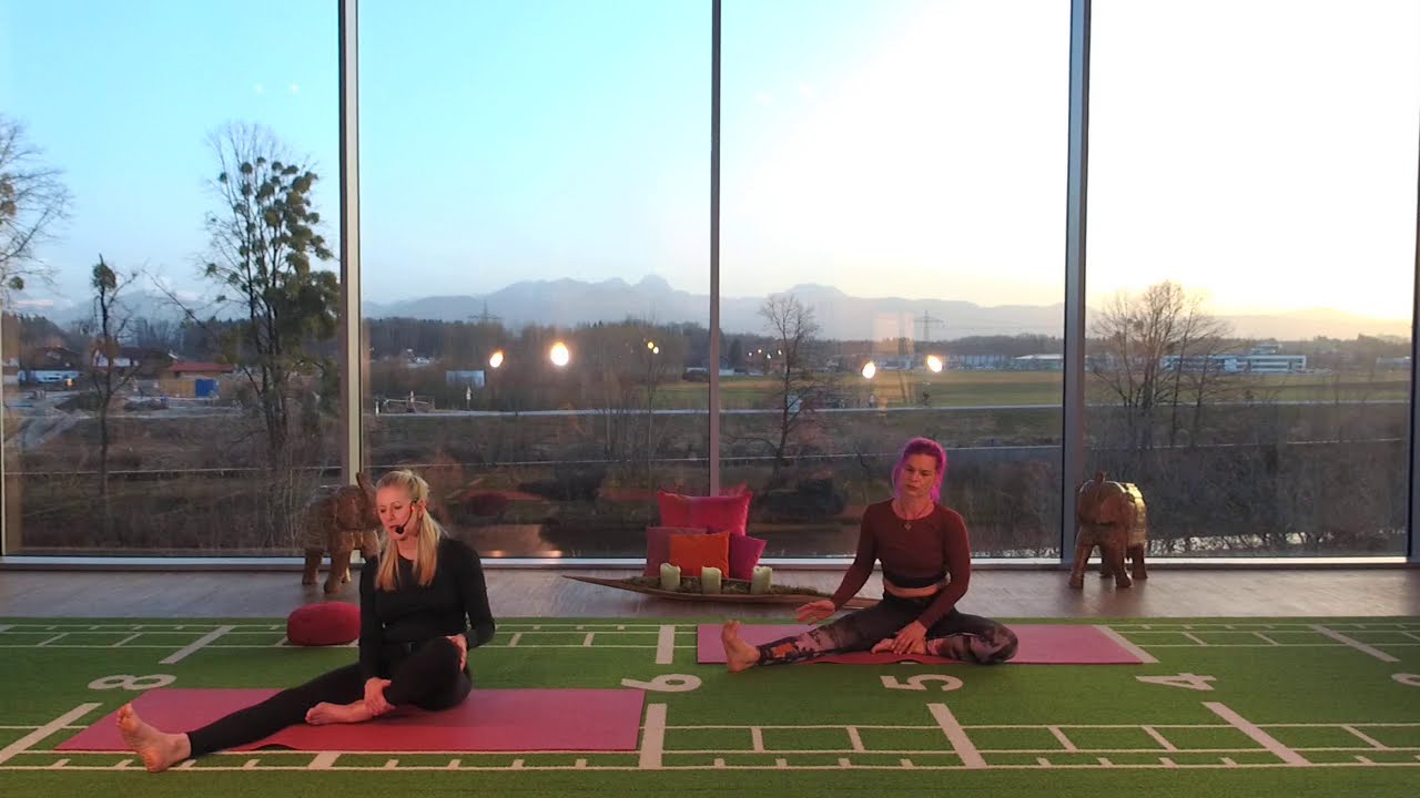 YIN YOGA 