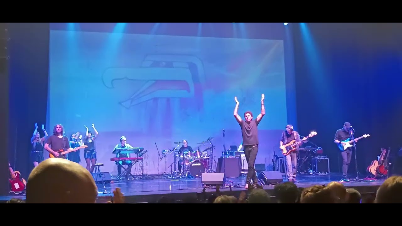 THE END en el Teatro Astral - Run like hell -