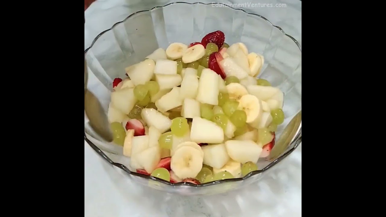Pittige sappige fruitsalade | Fruitsalade | Aardbeiensalade | Gemengd fruitsalade recept