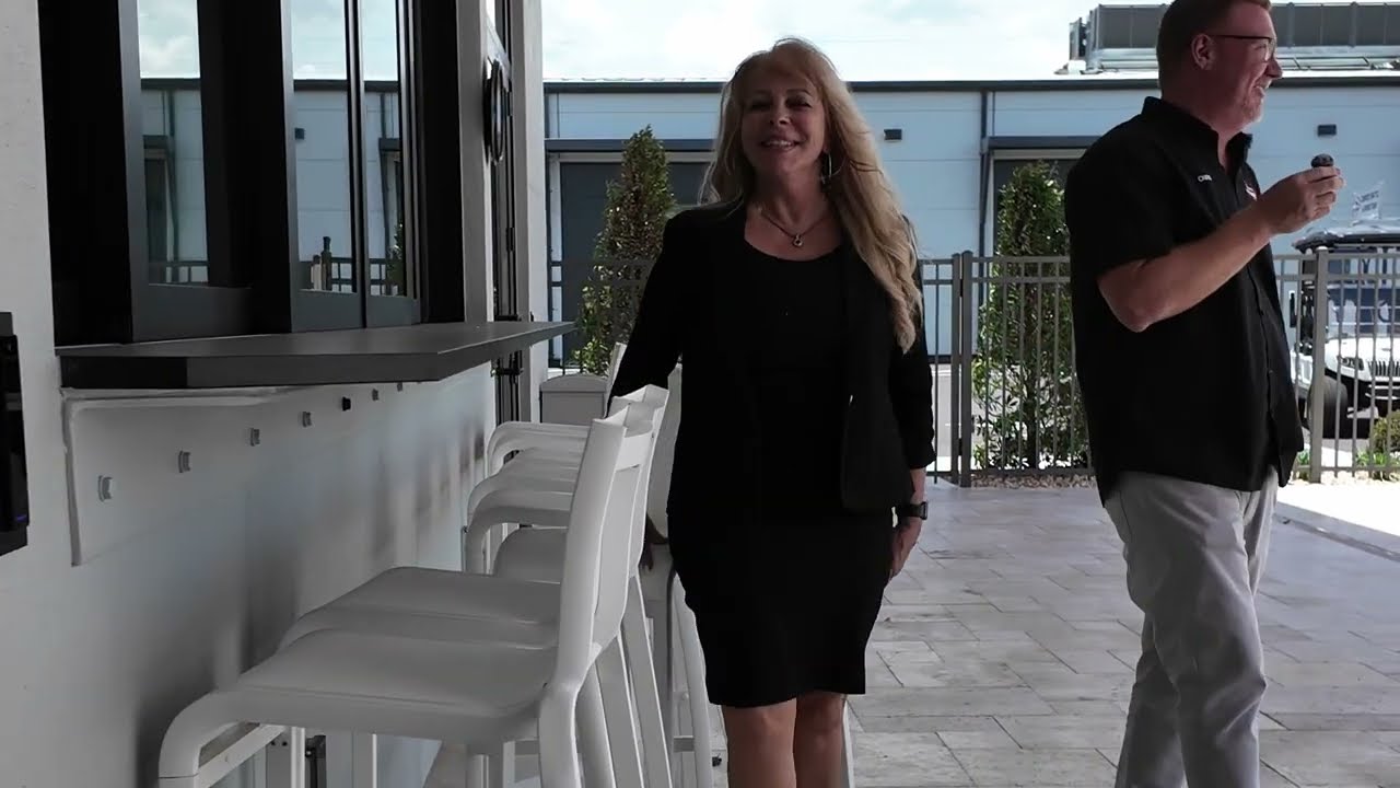 Sebring Motor Garages Tour: Luxury Car Condos & Townhomes Near Sebring Raceway| Storytime with Ellie