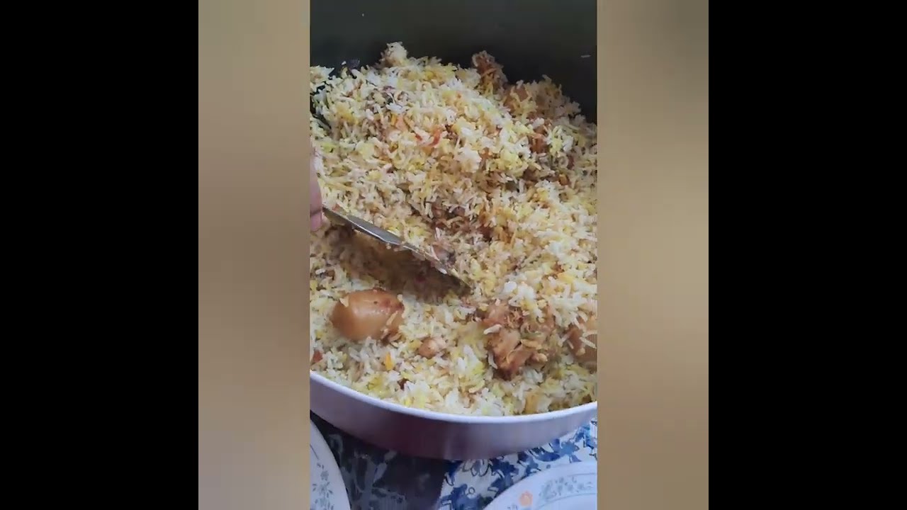 SUPER EASY CHICKEN BIRYANI RECIPE FOR BEGINNERS WITH HOMEMADE MASALA