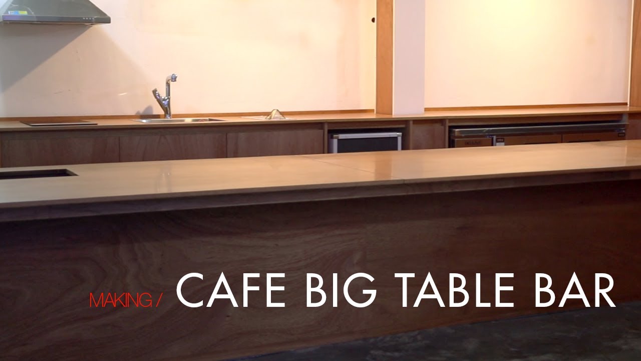 W83_Cafe interior big table bar