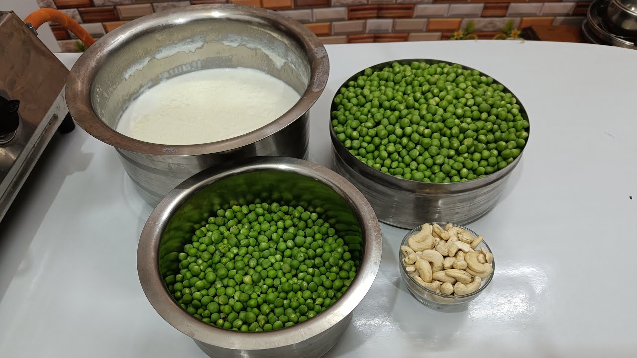 Aaj sikhenge matar ko sal Bhar store karne ka Tarika, kaju katli, dudh se Barfi, Patti samosa ||