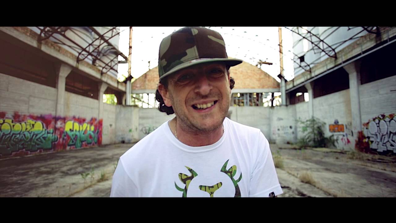 ATPC Feat. MISTAMAN & STOKKA - Comedovequandoperche - Official Video 