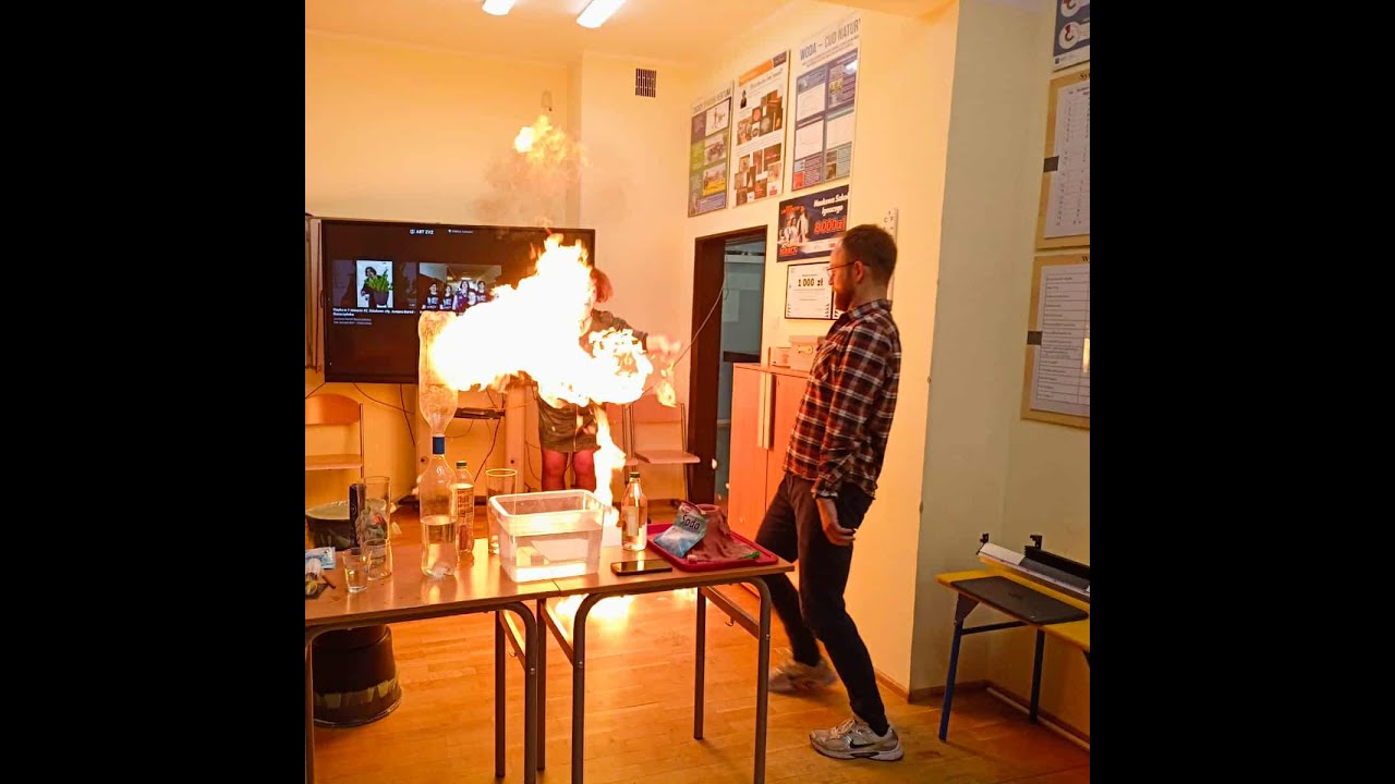 Warsztaty Fizyczne Wkrętki 3: Powietrze Woda Ogień
