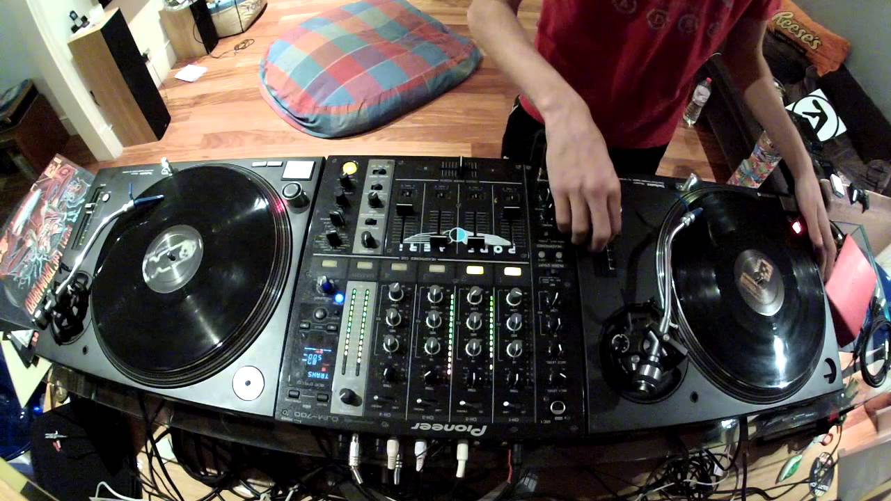 30 MIN INDUSTRIAL HARDCORE & CROSSBREED MIX