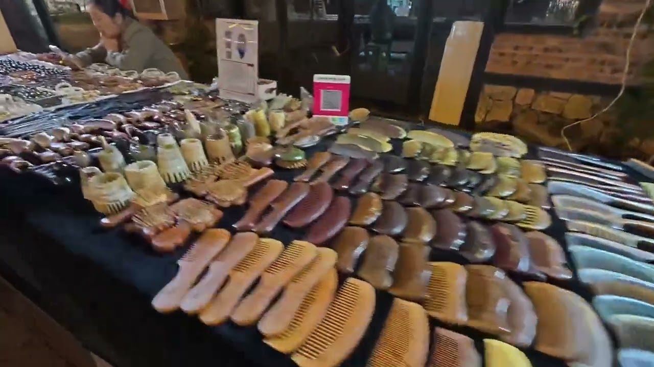 云南玉溪，漂亮的城市稀疏的人流！