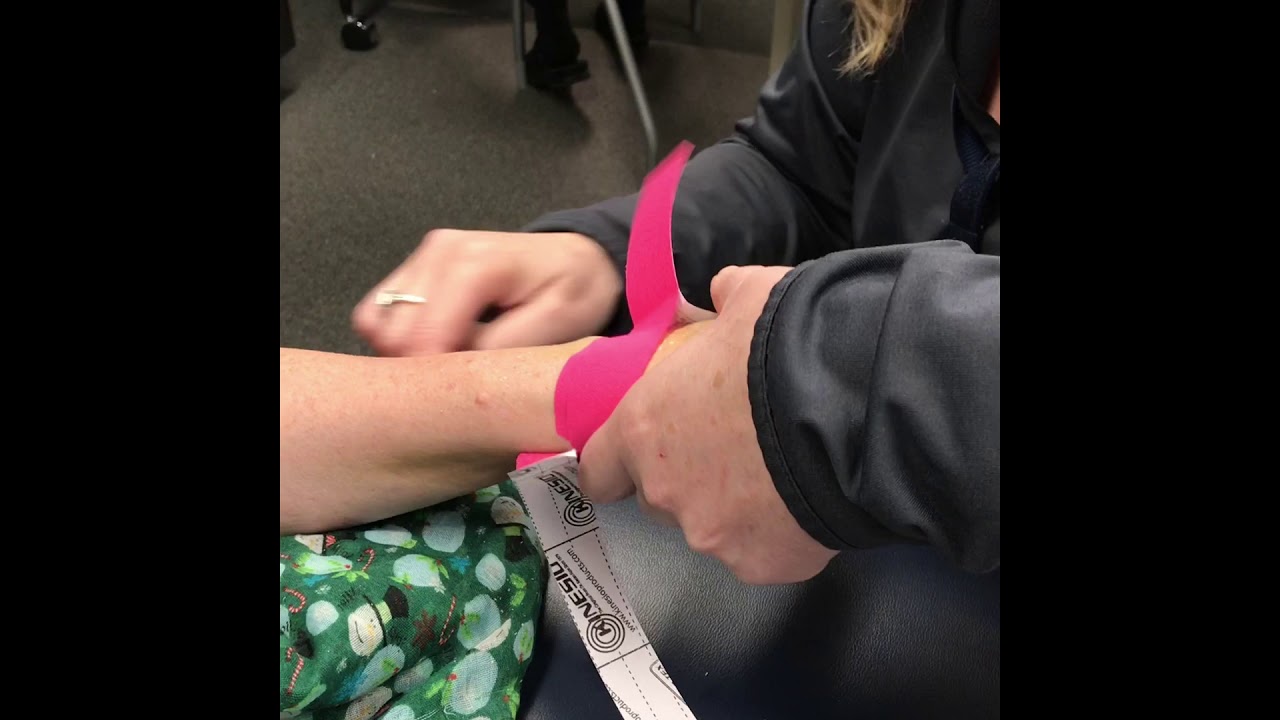 WRIST PAIN- Kinesiotaping with exercise