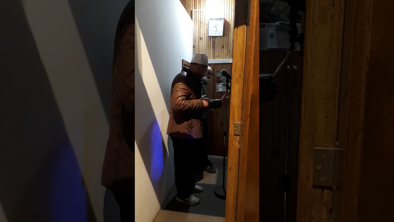 Eyüpsultan Camii Ramazan'ın ilk günü yatsı sala ve ezan (23 Nisan 2020)