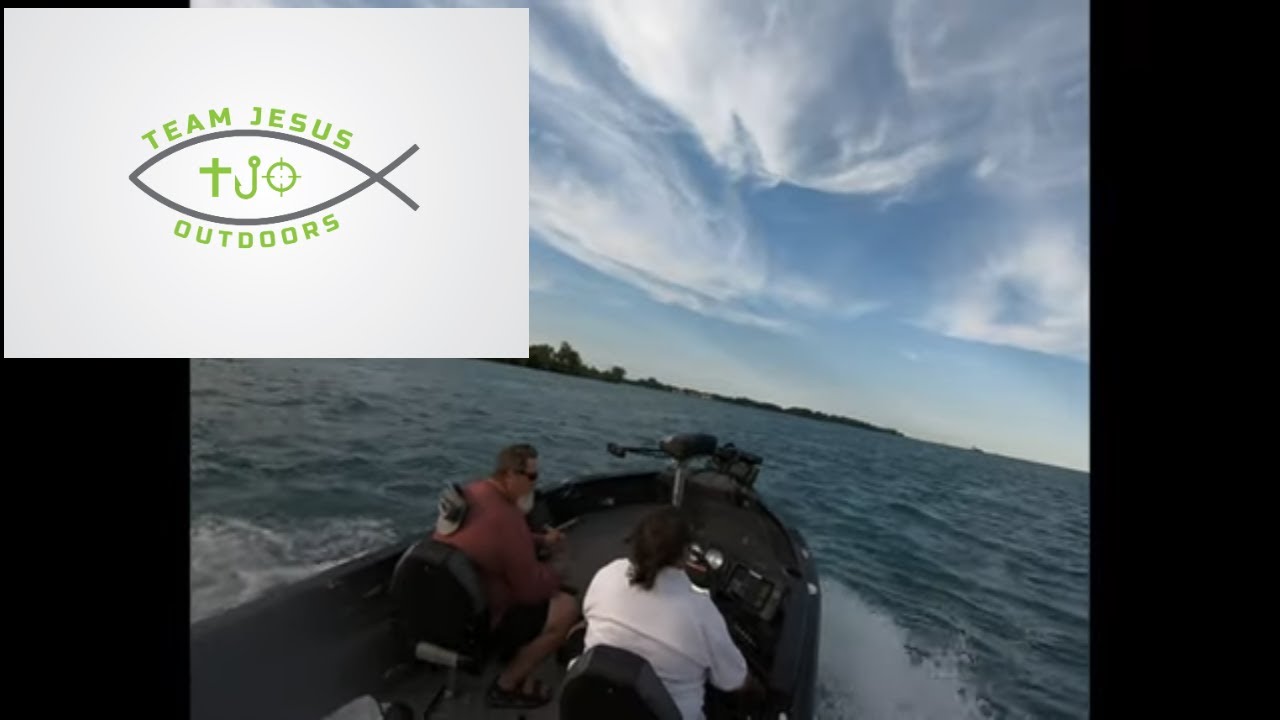 2019 Crestliner 1750 Fish Hawk Review