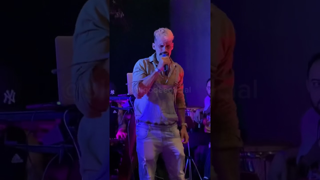 A melhor desafinada do bigodee nos bares parte 5 #desafinando #musica #modao #sertanejo