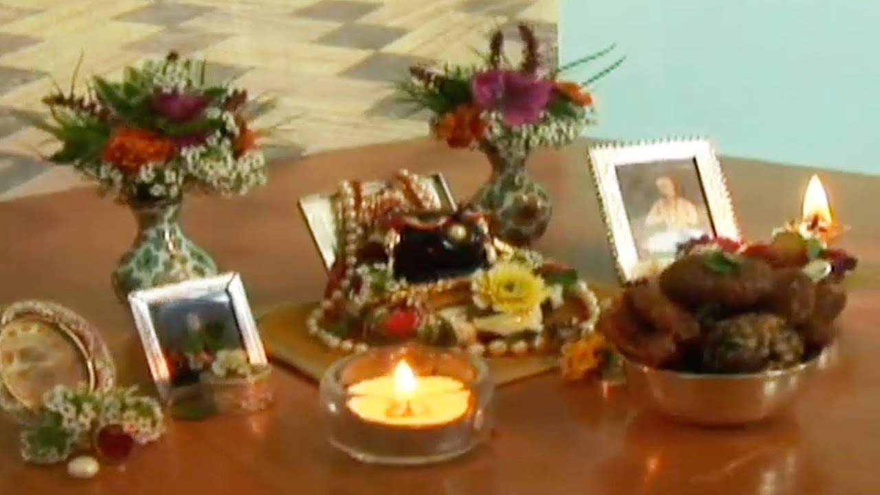 Shalagrama Sila Worship by Indradyumna Swami