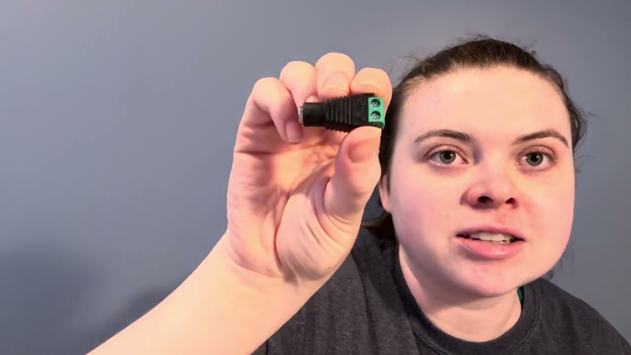 See The Features Of This Battery Pack!