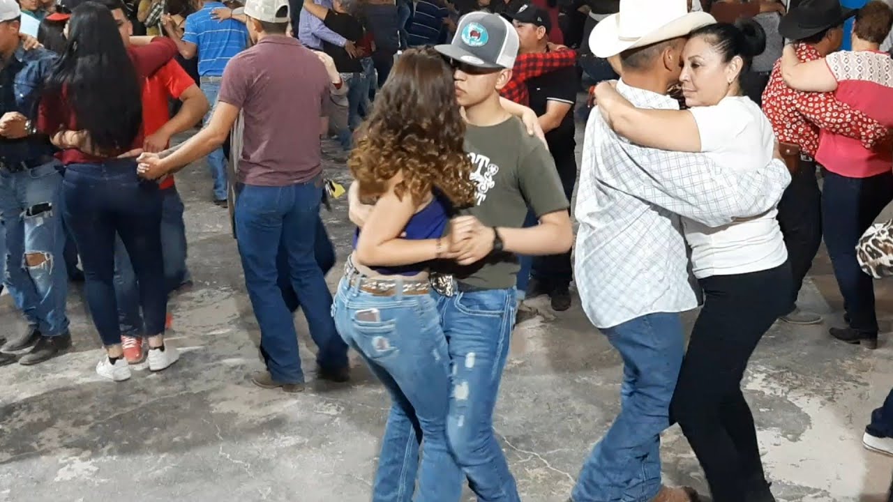 Conjunto Landaverde ameniza