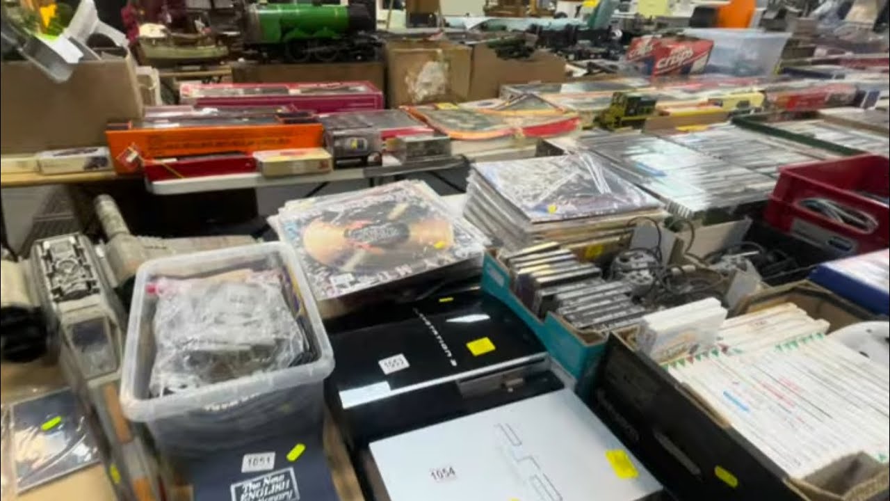 9k Gold currency and coins in this weeks auction come see what we found #￼Auction 