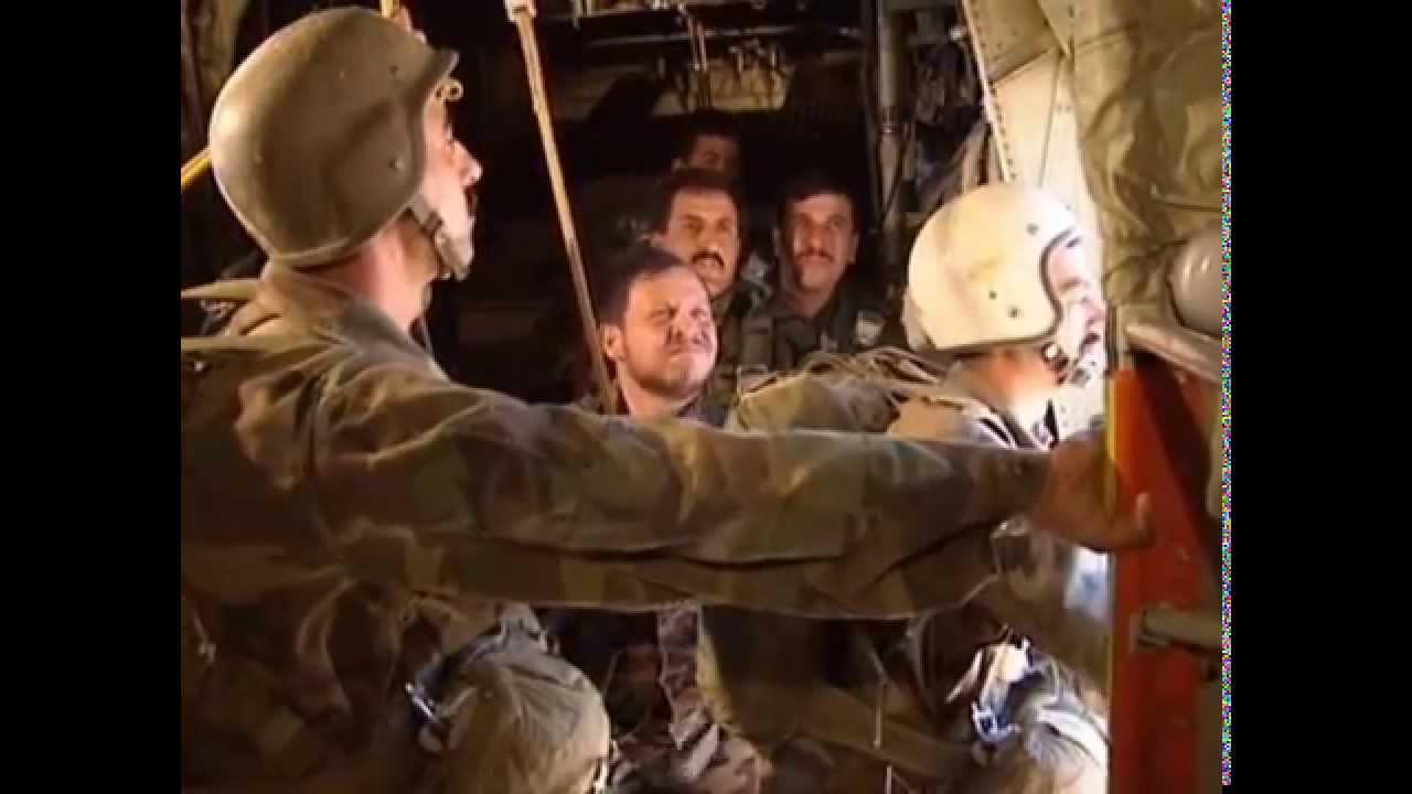 جلالة الملك عبدالله الثاني ابن الحسين يشارك في تدريب قفز المظليين 1999