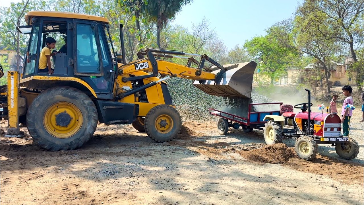 Jcb 3dx Backhoe Loader Machine Loading Sand and Stone in Sonalika and Eicher Tractor | Tractor