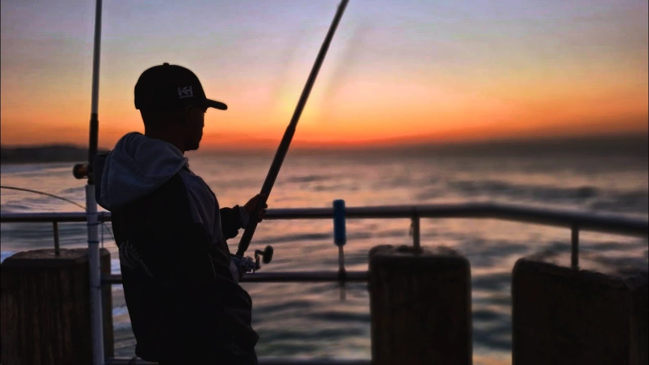 На пирсе Маргейта вовсю кипит жизнь съедобными рыбками 😀😀. #fyp #fishinwith2shay #ocean #trending...