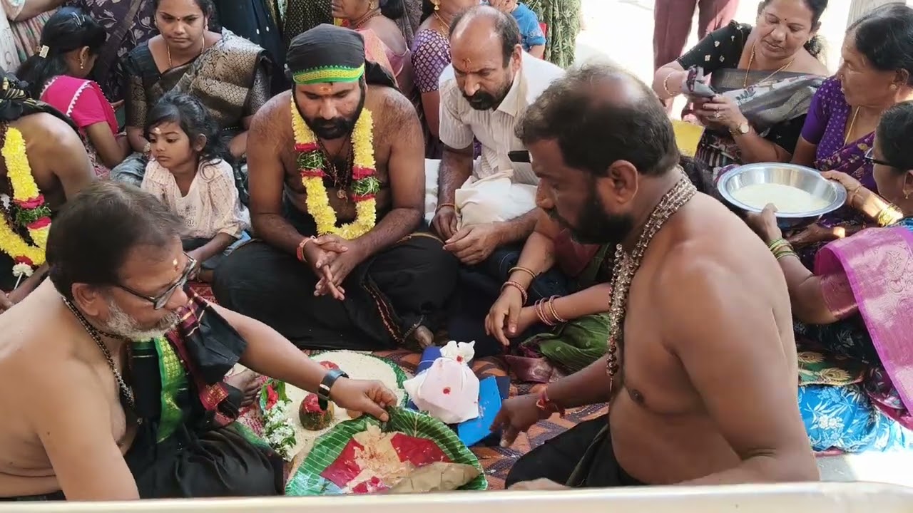 మా మామ స్వామి ఇరుముడి🥥#అయ్యప్ప#viral #aayanaryan#yt videos 📸 sub plz 😍