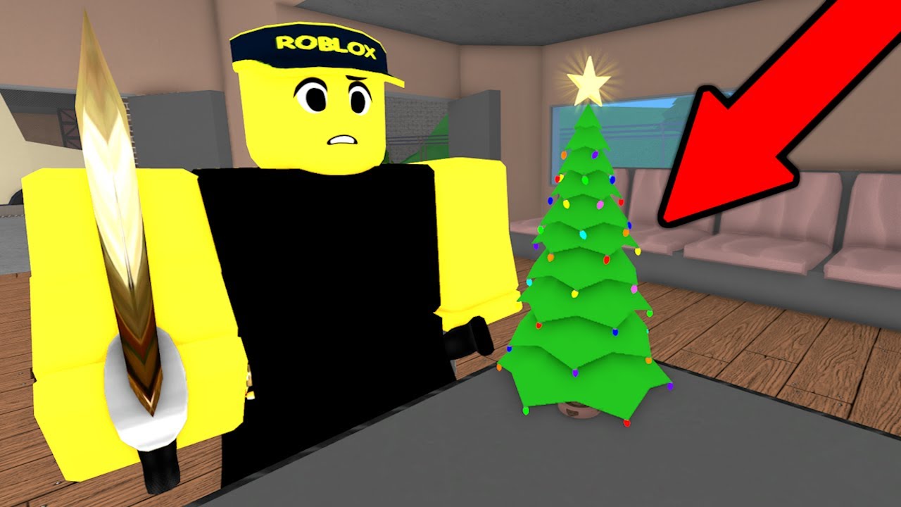 Christmas Prop Hide and Seek in Murder Mystery 2!