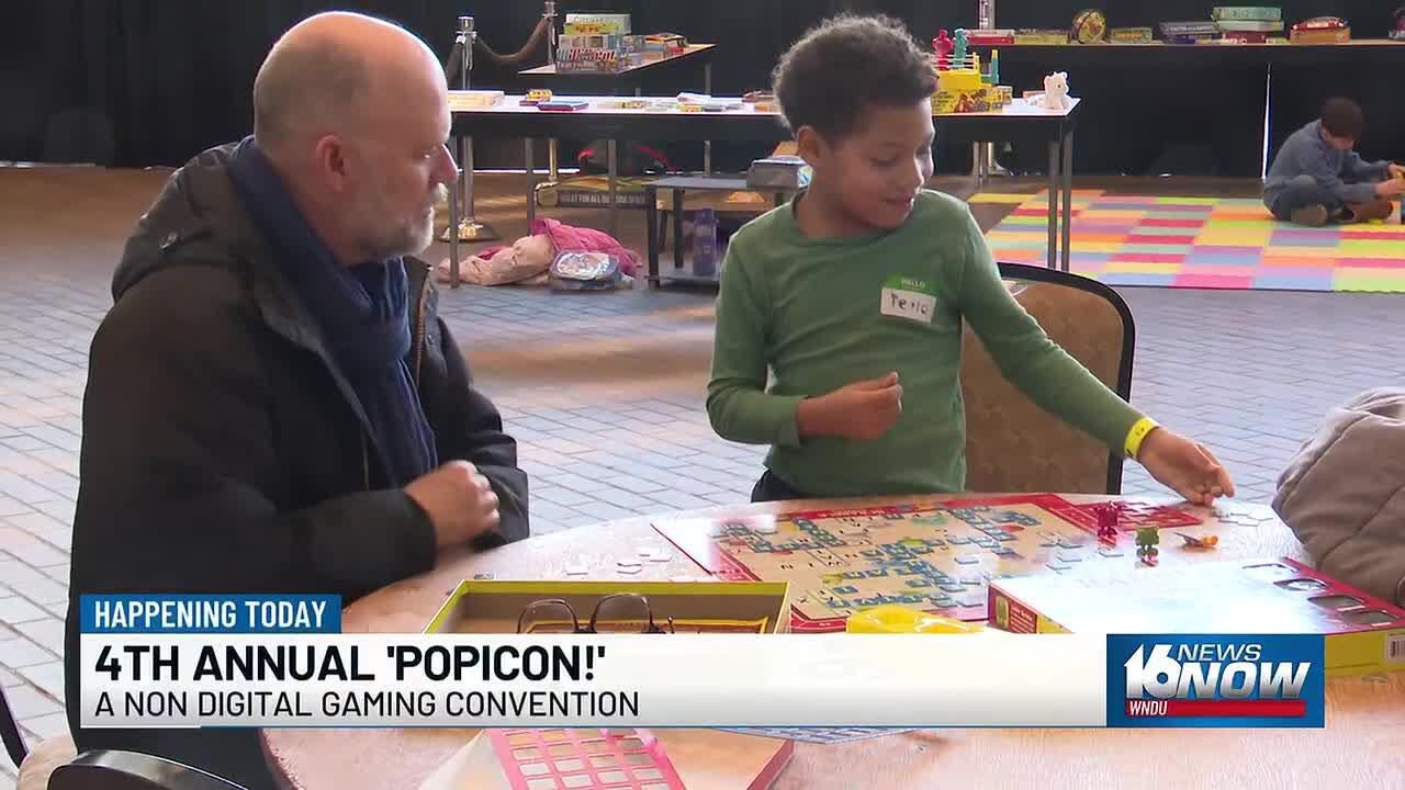 PopiCon! gaming convention brings tabletop gamers together in South Bend