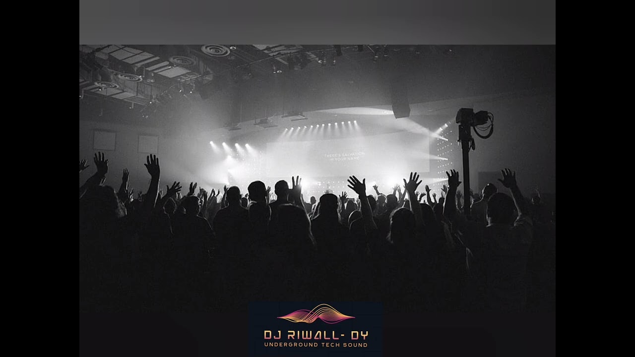 RIWALL- DY - In the crowd@
