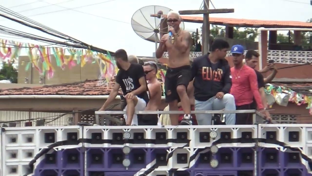 Bloco Imperial na Folia arrasta multidão e comprova que é um dos maiores do Carnaval de Timbaúba