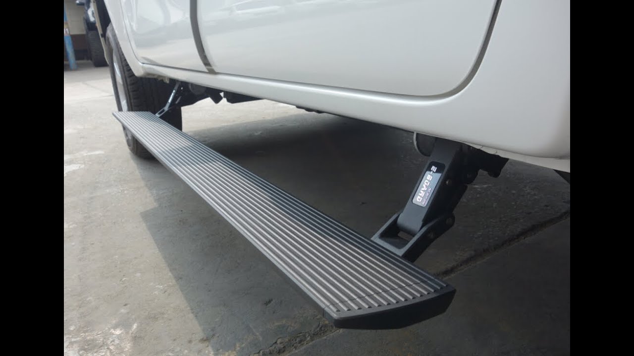Tmax E-board installed on the Land Cruiser 200 series