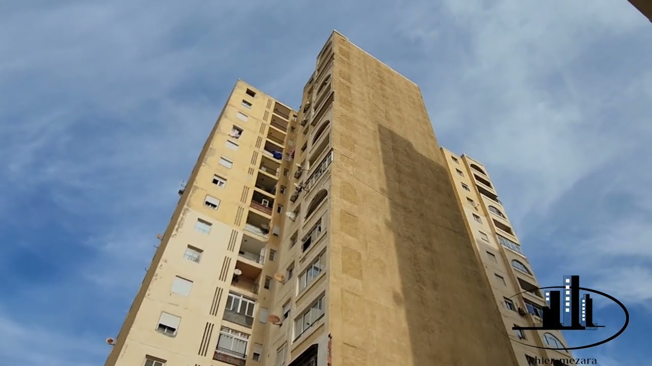 للبيع شقة في بوزريعة الجزائر العاصمة من نوع F3.  cité Beau CT jour. مشاهدة ممتعة لا تبخلوني بلايك.