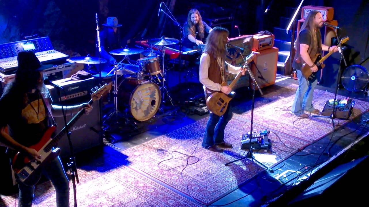 Blackberry Smoke. Shakin' Hands with the Holy Ghost @ Holmfirth Picturedrome..23/06.16.