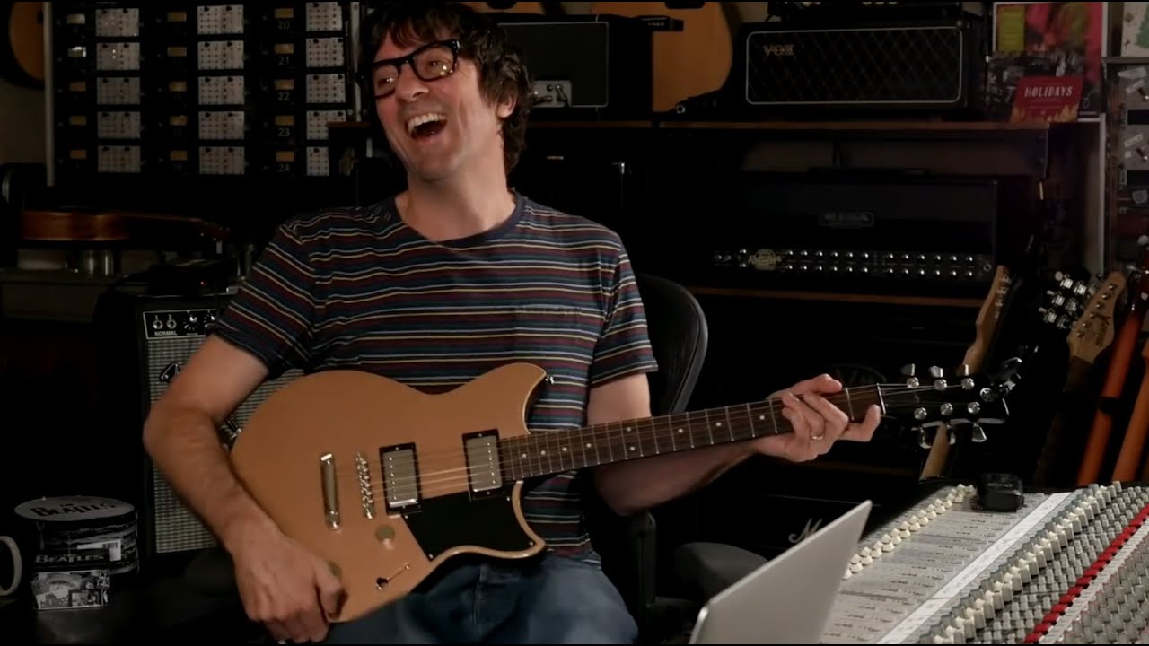 graham coxon giggling and being talented for 7 minutes straight