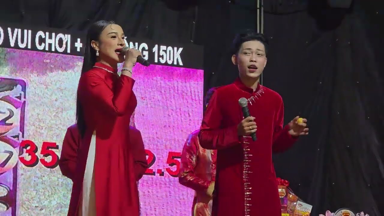 CÚC MI xinh xắn hát lô Chú Thòn cùng các nam thanh lịch 