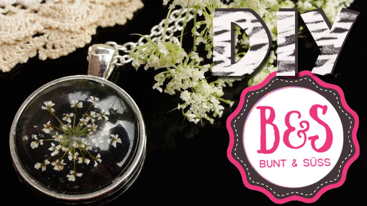 DIY: Blumen - Medaillon, Tutorial für Blüten - Cabochon Anhänger