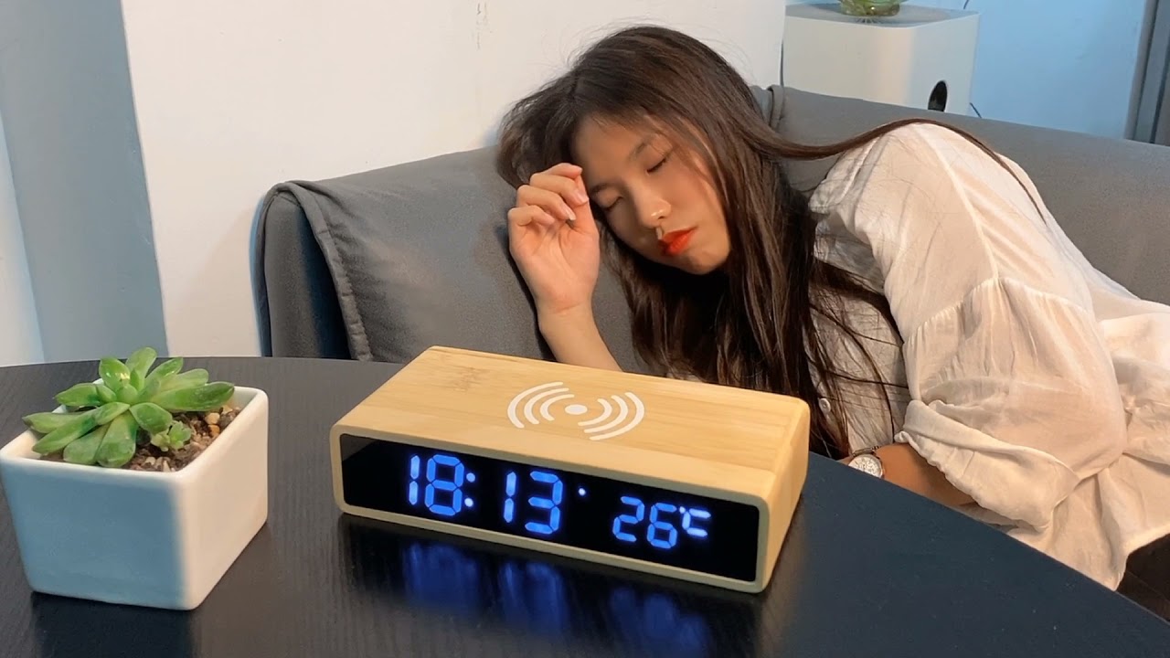FSC Bamboo wireless charger with clock