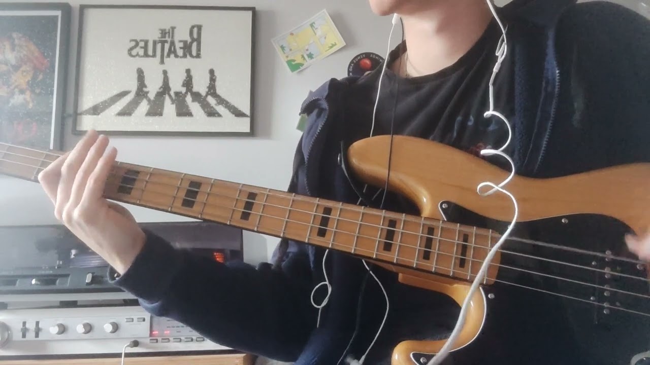 Medicine jar live - Paul McCartney & Wings - Bass Cover.