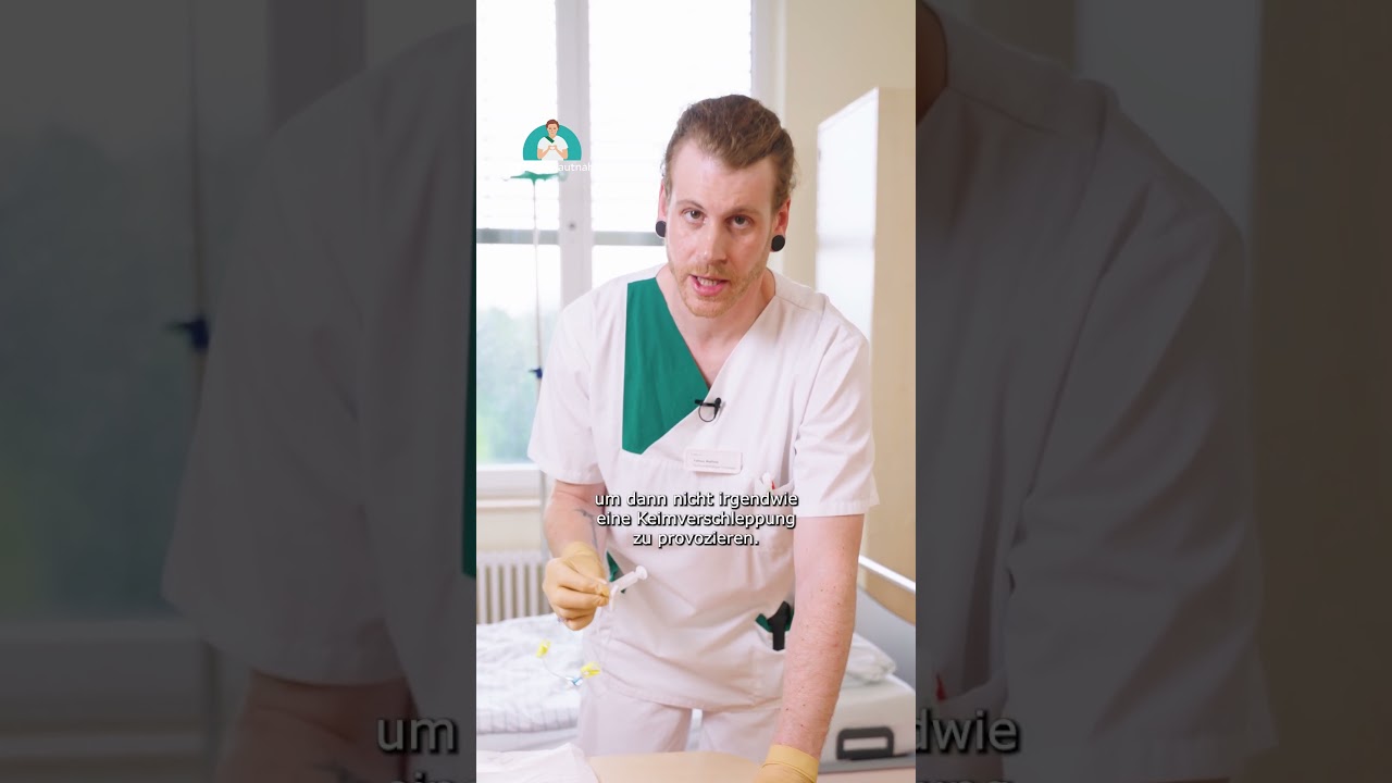 PFLEGEhautnah &ndash; Tobias zeigt das punktieren eines Onko Ports