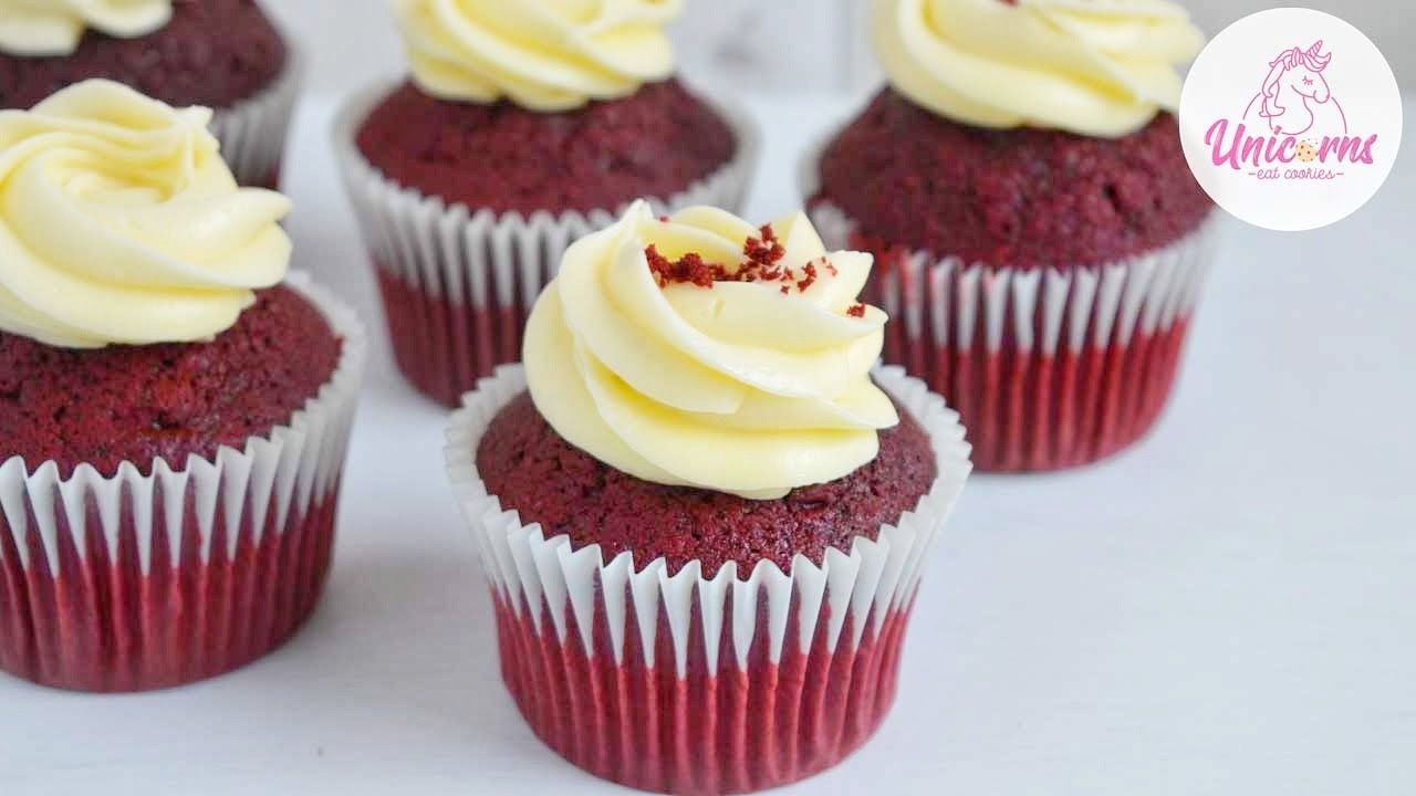RED VELVET CUPCAKE - Ricetta originale, facilissima, con 1 uovo e senza lievito | UnicornsEatCookies