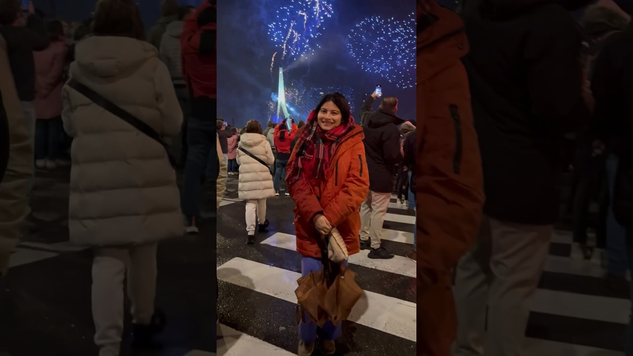New year celebration in Netherlands 🇳🇱 #rotterdam #shorts #newyear2024 #celebration #fireworks