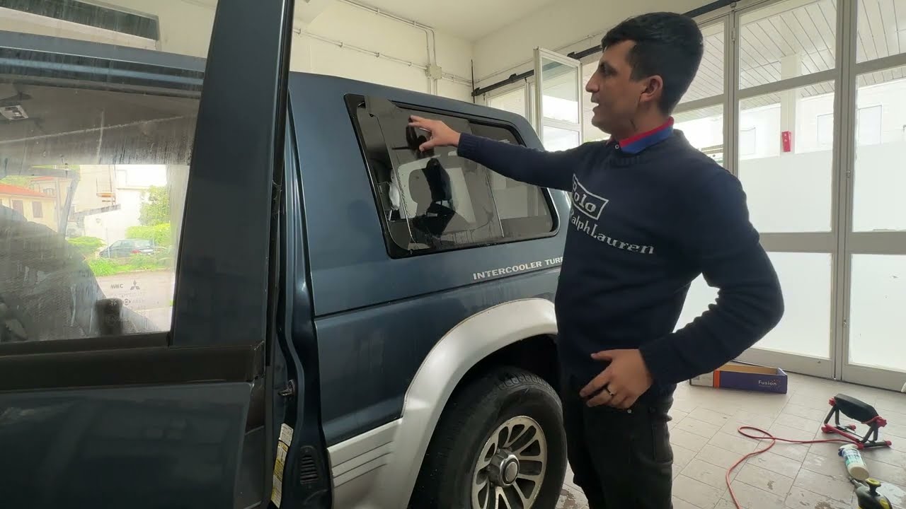 Oscuramento vetri mitsubishi pajero