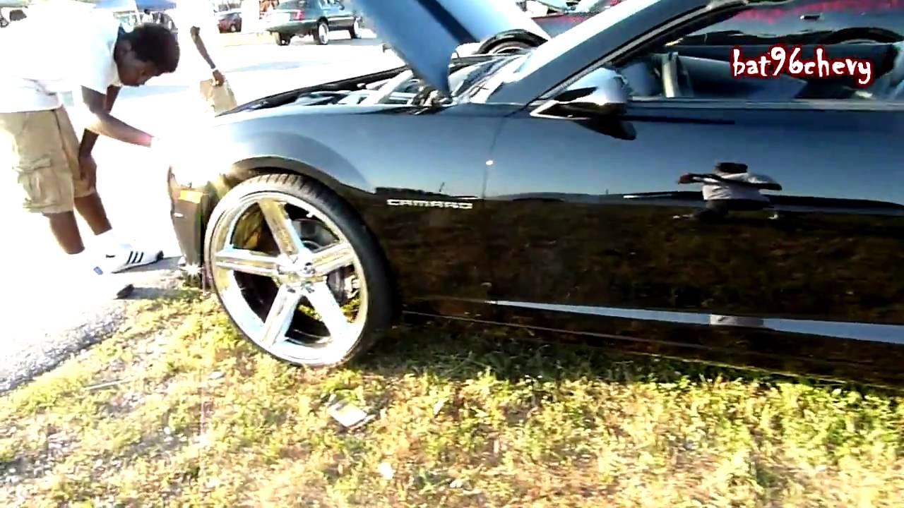 2011 Chevrolet Camaro SS Convertible on 24" Irocs - HD