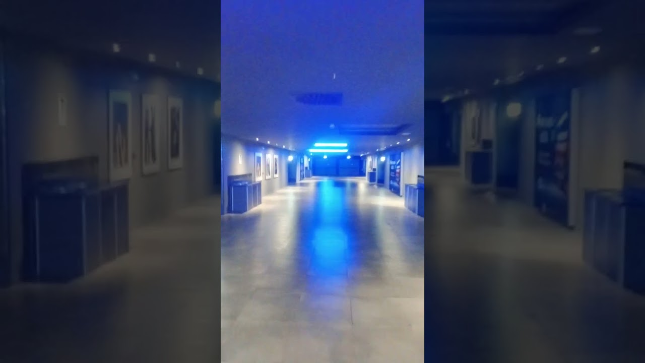 Galleria centro commerciale porta di Roma uci cinemas ascensore passeggiata fino a arrivederci vuoto