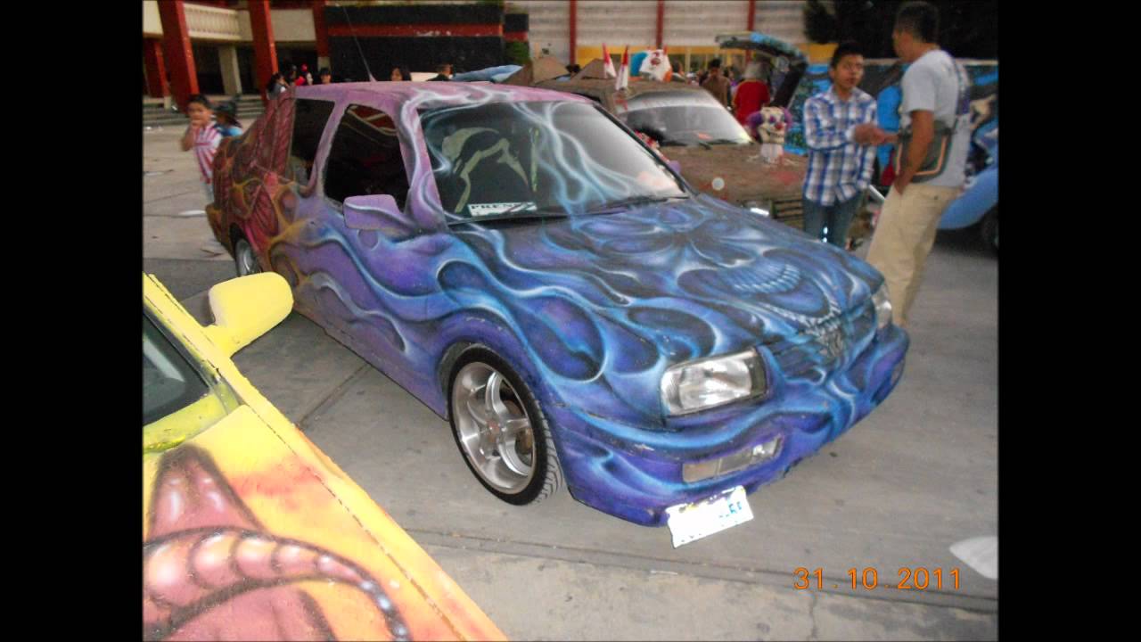 Desfile de Carros Enlodados Monster Cars 2011