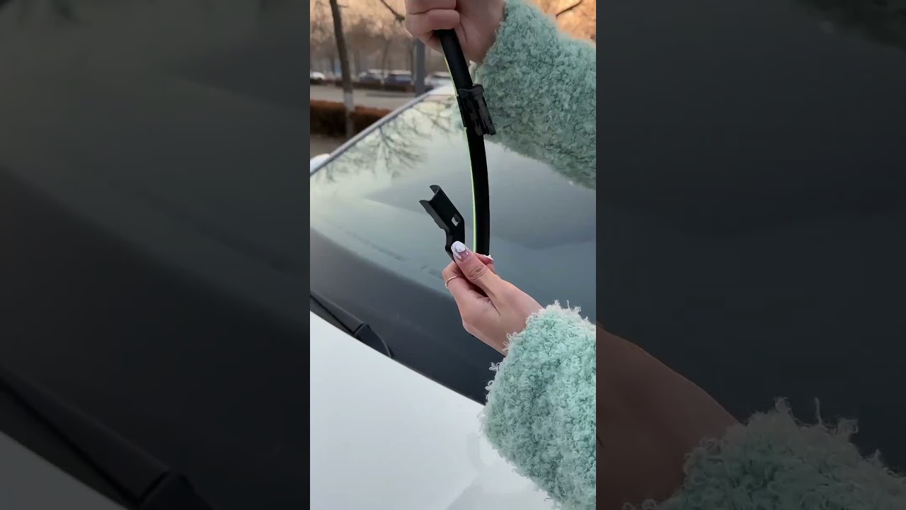 The wiper blade can't clean the glass, one trick can solve it!#driving #tips #manual #skills #car